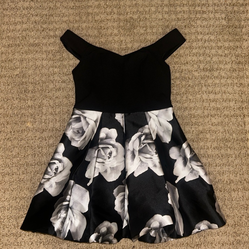 Speechless Princess Neckline Black and White Floral Dress